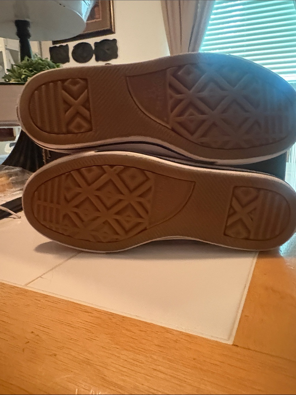 Converse White High-Top Leather Sneakers - Picture 3 of 4